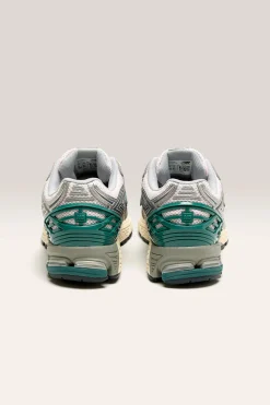 NEW BALANCE 1906R Pour Femmes
