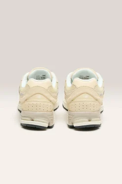 NEW BALANCE 2002R Pour Femmes