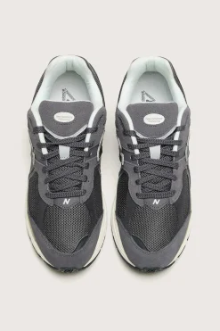 NEW BALANCE 2002R Pour Homme