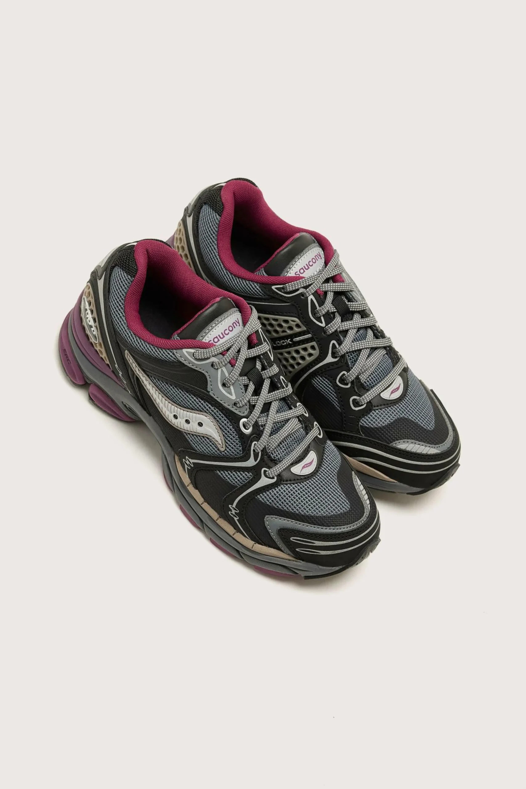 SAUCONY Progrid Triumph 4 Tech D'Hiver Pour Femmes