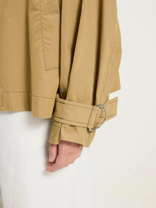 Trench Léger Hubble